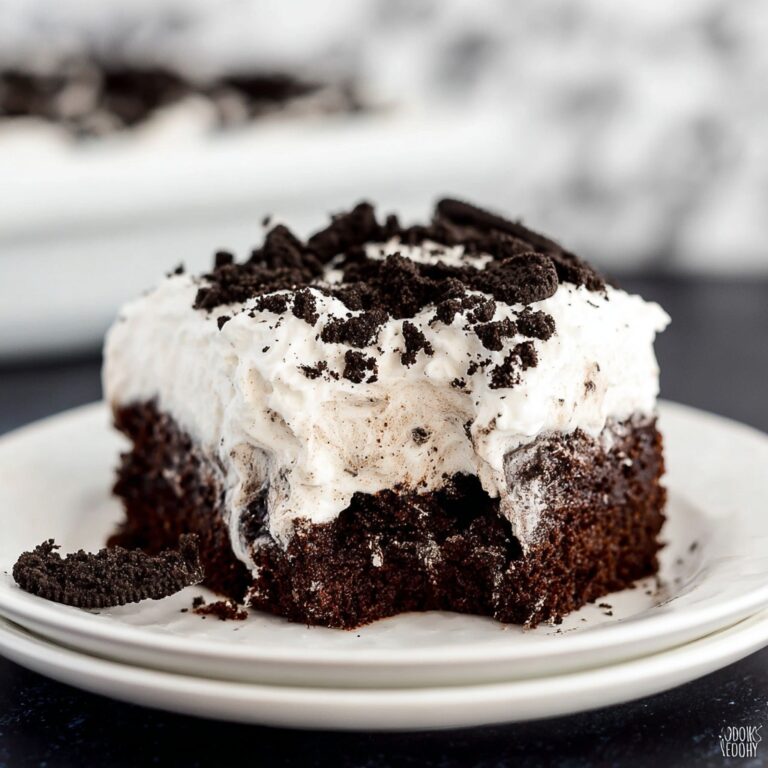 Oreo Pudding Poke Cake Recipe